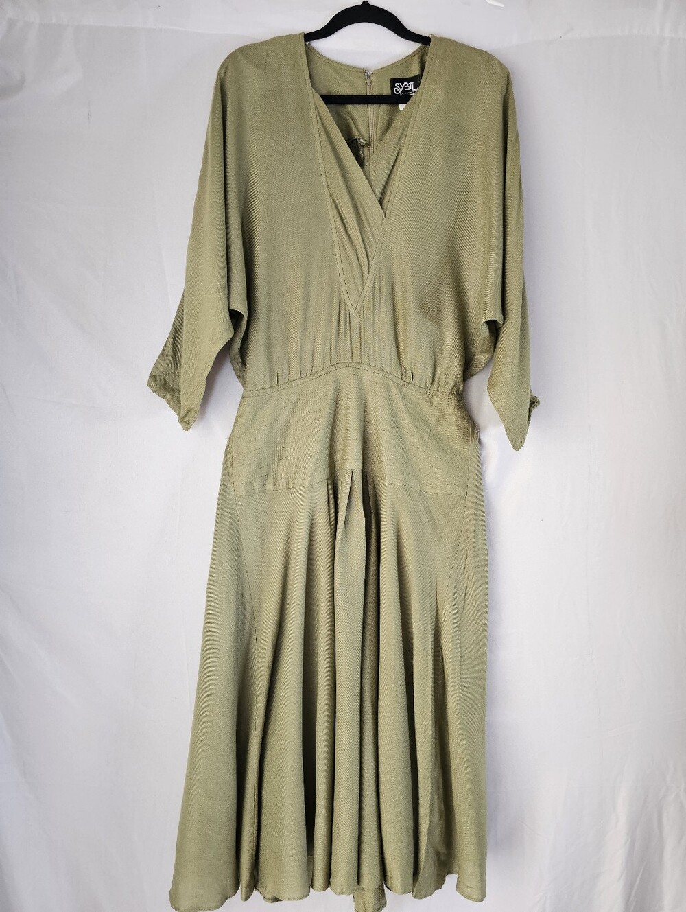 Sybil Olive Green Midi Dress Size 10‎ Made in USA Kimono Sleeve Vintage Pleated